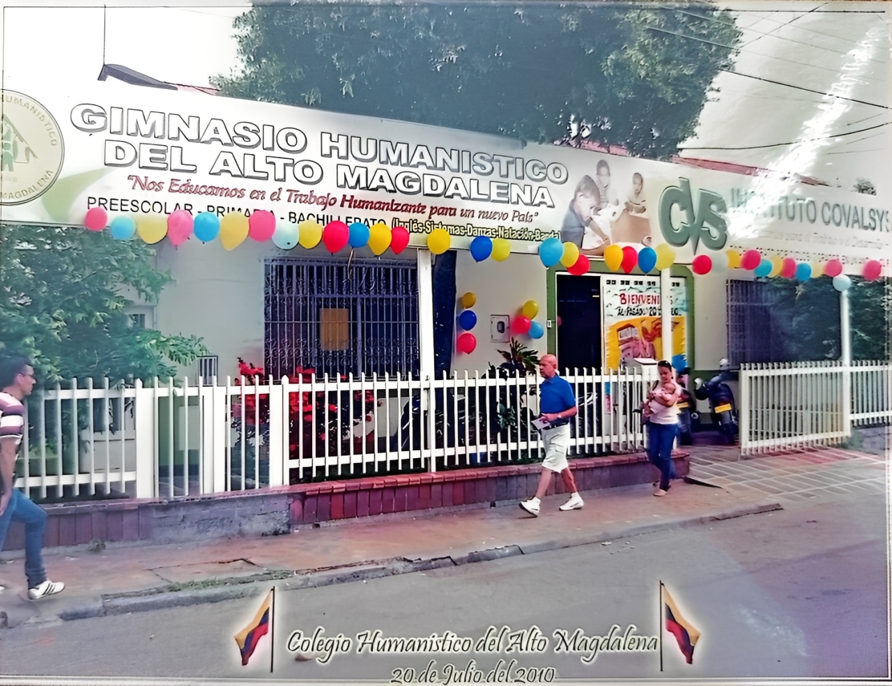 Implementación de la Ley General de Educación y proyectos innovadores 1994-1996