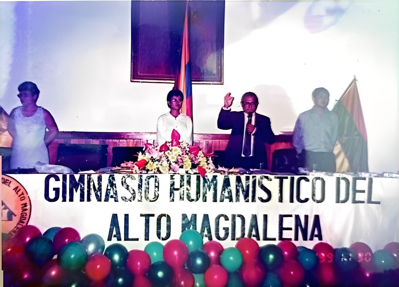 Renacimiento del colegio en 1991 con nueva dirección y nombre Gimnasio Humanístico